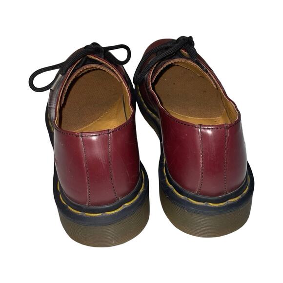Dr. Marten's 1461 Smooth Leather Oxford Shoes in Cherry Red    Size:  US 7 - Picture 6 of 8